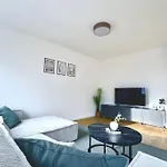 Apartment Luxurioes - Dachterrasse - Kueche *